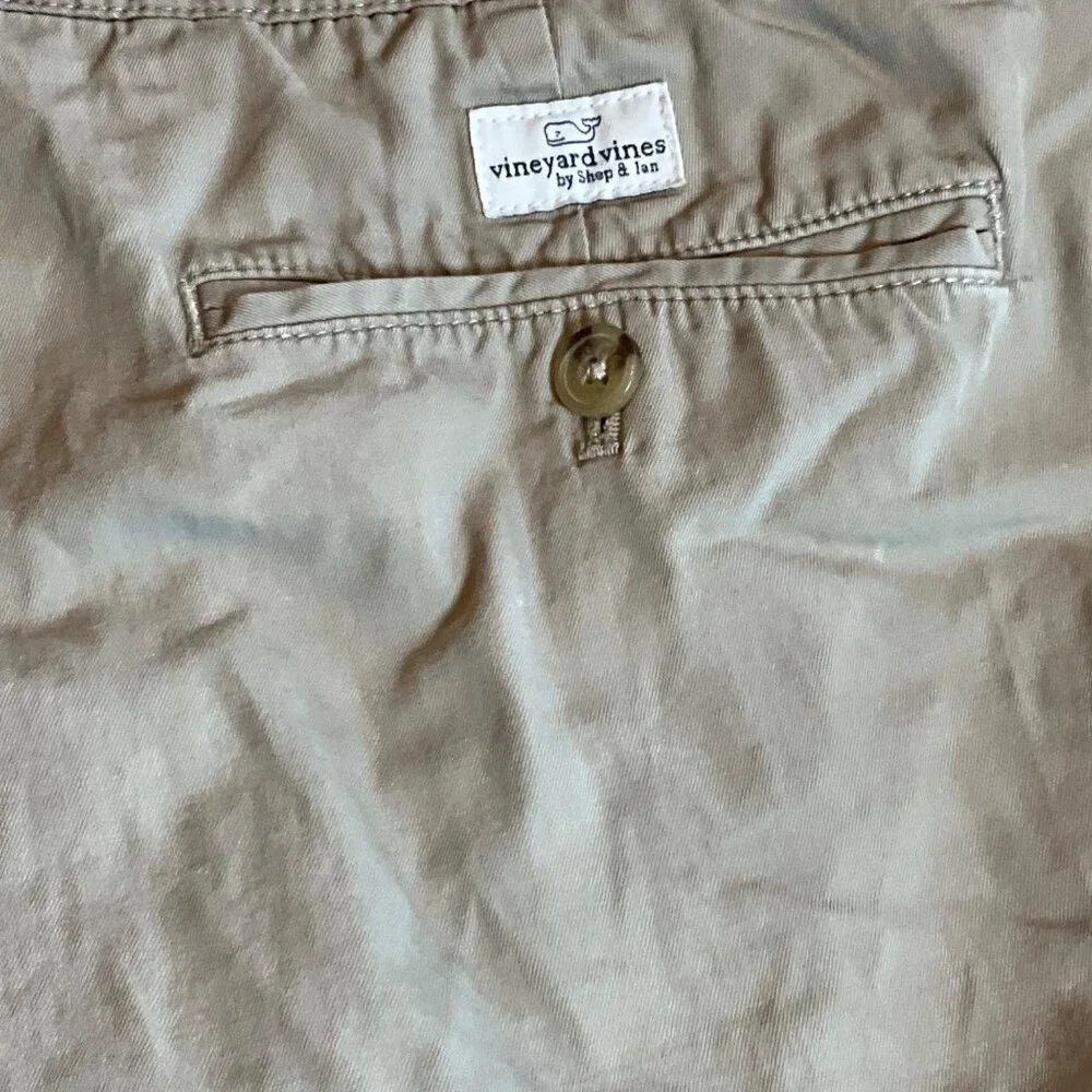 Vineyard Vines Khaki Men's‎ Shorts 36 Club Short